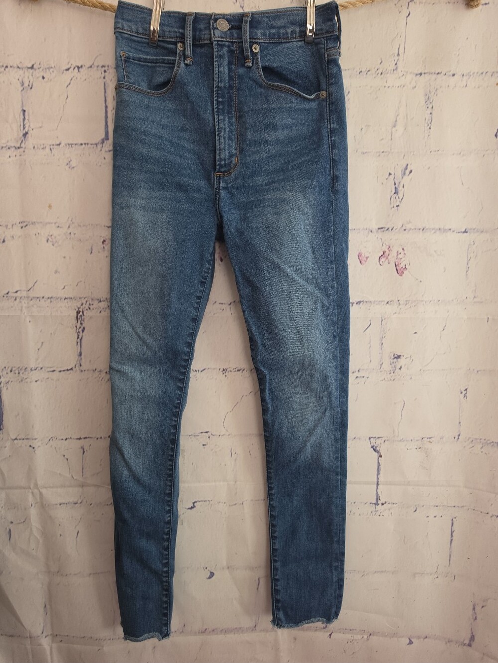 American Eagle Ultra High Rise Super Skinny Blue Jeans Size 25/0 Zipper Med-wash